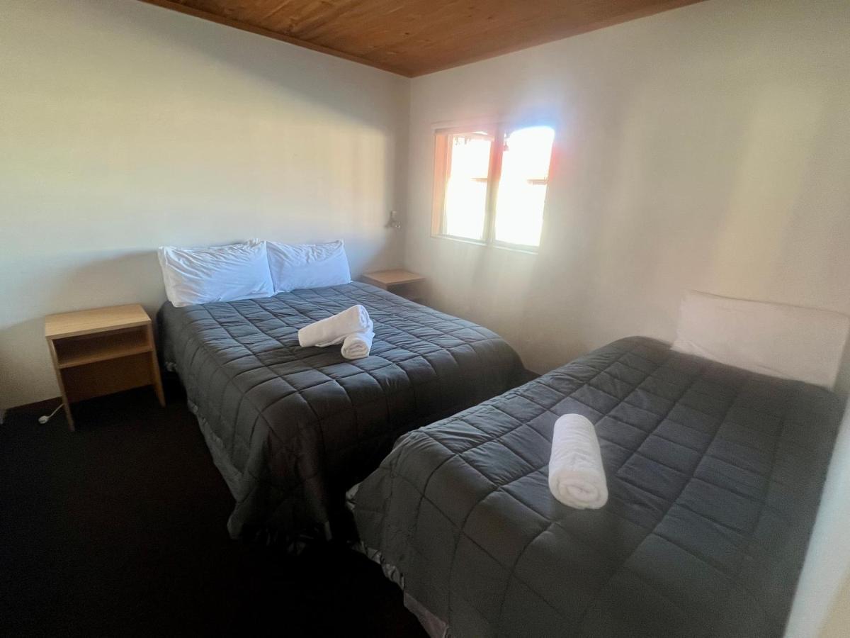 Pinewood Motels Fairlie Exterior foto