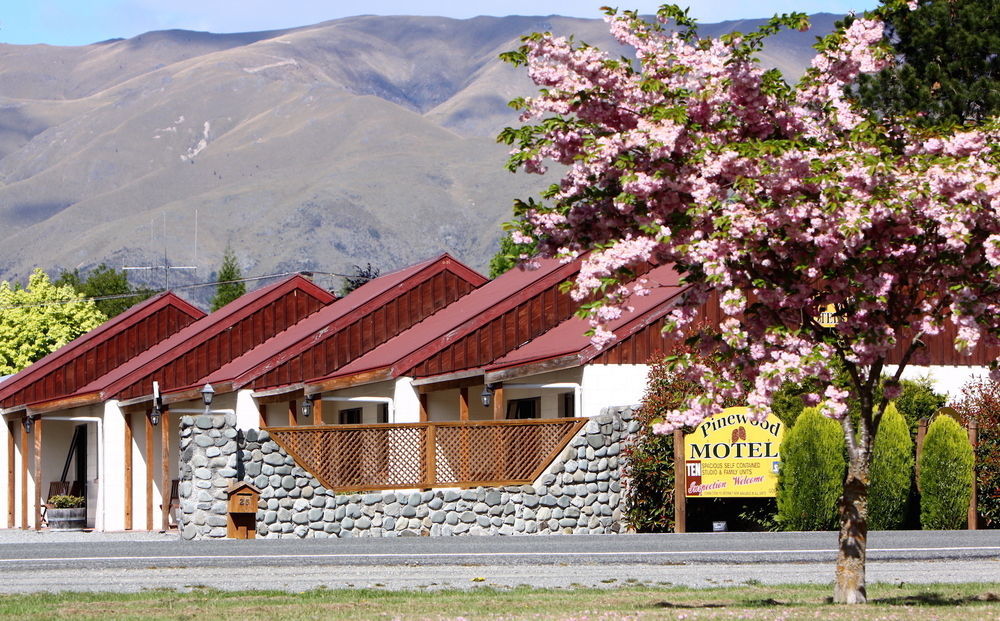 Pinewood Motels Fairlie Exterior foto